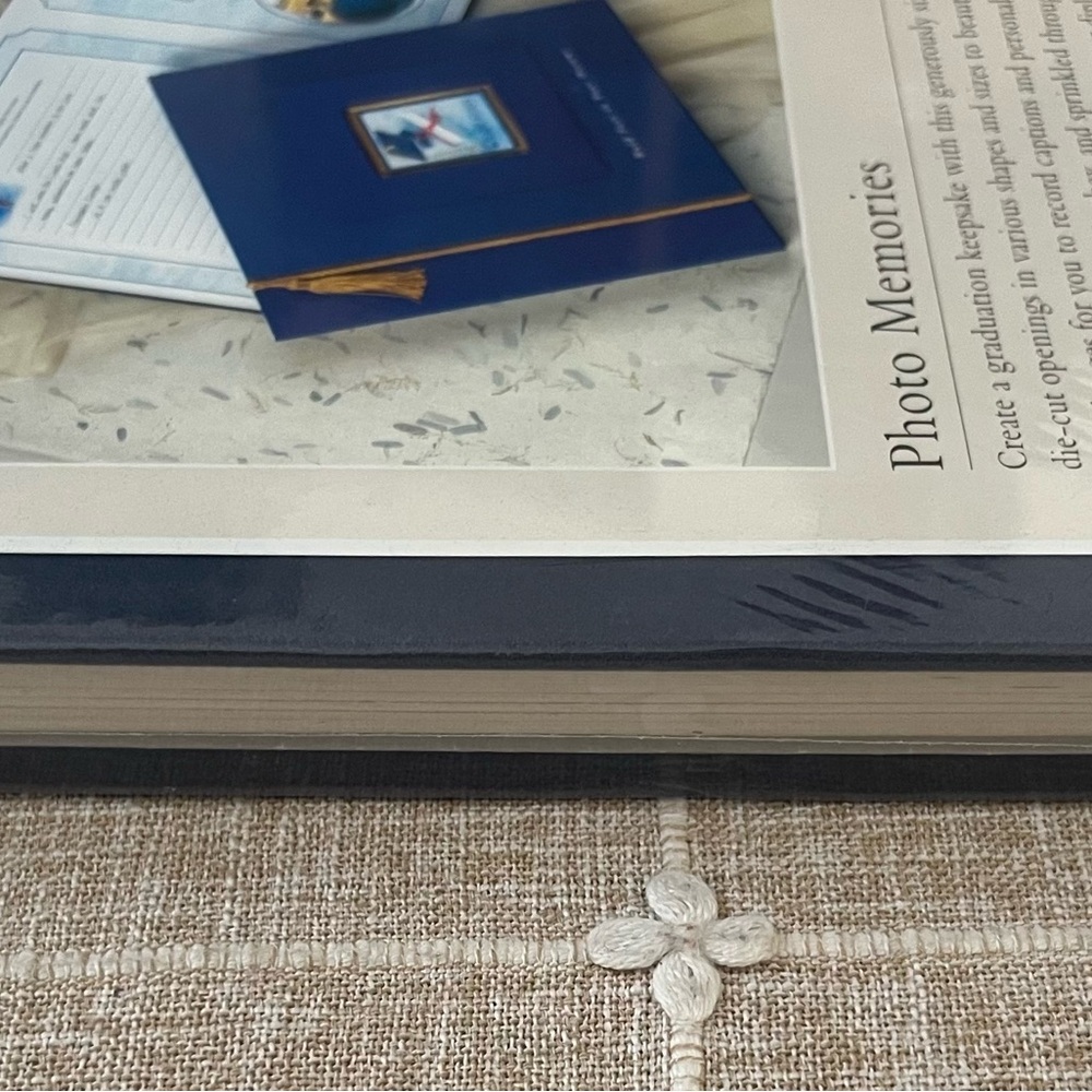 new 12” Graduation Scrapbook Photo Memory Album “Hold Fast To Your Dreams” - Picture 6 of 8